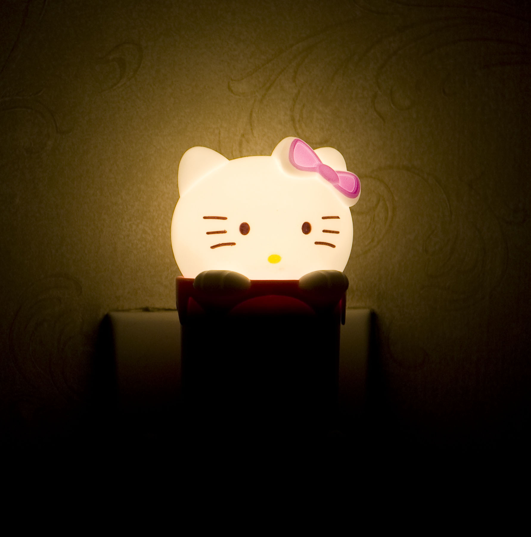 小夜灯的新鲜创意 智胜照明的LED光感猫灯改变你的夜晚